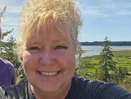 Hello all! I started my liquid diet today. My diet consisted of black  coffee in the morning, 2 protein drinks throughout the day, water and in  the afternoon I had a sugar