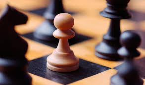 Bagaimana mengatur papan catur bagaimana buah catur bergerak temukan aturan khusus dalam catur caru tahu siapa yang berhak melangkah lebih dulu dalam. Teladan Yang Bisa Kita Pelajari Dari Pion Dalam Permainan Catur Chess Com