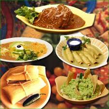 Dia De Madre Preparamos Tamales Que Es El Mejor Plato Favoritos De Ella Mexican Food Recipes Traditional Mexican Food Mexican Food Recipes Authentic