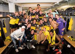 Die münchener durften den pokal bisher achtmal (1987, 1990, 2010, 2012, 2016, 2017. Dfb Pokal Champions 2021 On Twitter Supercup Sieger