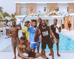 Speroach is an award winning producer who started producing professionally in the year 2013. Tmol Beach Club Mayorkun Ends 3 Day The Mayor Of Lagos Fest With A Splash Bellanaija