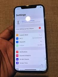 Open To Offers For Parts Phone Is Blacklisted Screen Is Cracked Iphone Phone Samsung Galaxy Phone