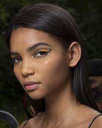 Stop Doing Work And Check Out These Seriously Beaut Fashion Week Make Up Looks In 2020 Spring Makeup Trends Makeup Looks Beaut