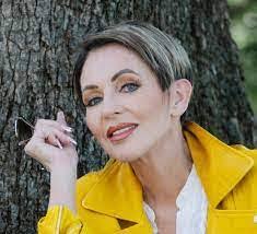 Sharon Sallie's Instagram, Twitter & Facebook