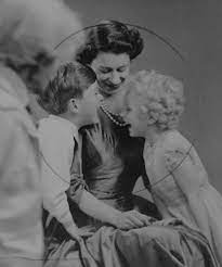 Elizabeth Ii With Her Children Prince Charles And Princess Anne Photographed By Marcus Adams In Young Queen Elizabeth Her Majesty The Queen Elizabeth Ii Young