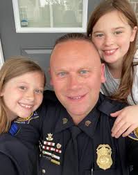 Chris Kibbey's Instagram, Twitter & Facebook