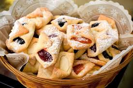Flaky Polish Kolaczki Cookies Made With Cream Cheese Dough Recipe Kolaczki Recipe Food Cookie Recipes