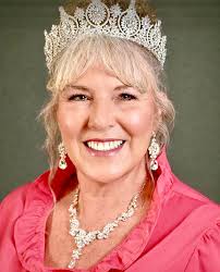 🍎 Krewe of Eve 🍎 (Royal Court) 🤩 Introducing Royal Maid