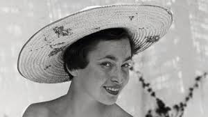Ernest hemingway's classic novel of love during wartime. Ein Flottes Madchen Ttt Titel Thesen Temperamente Ard Das Erste