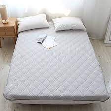 This thin mattress pad has a quiet waterproof membrane that protects your mattress from fluids, spills, and accidents. Ffrzd Tatami Bed Mattress Mattress Pad Protector Breathable Thin Mattress Anti Skidding Single Double Protector For House Tatami Bed Thin Mattress Mattress Pad