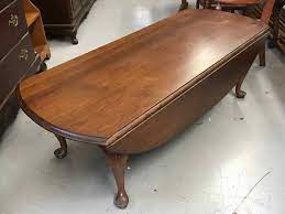 Vintage wooden small drop leaf nicely made wood side table coffee living room wine occasional plant stand display spacesaver table/ chez rai. Ethan Allen Drop Leaf Spoon Footed Coffee Table Express Auction 2018 Early May Multi Estate Online Auction Texasbid