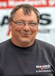 Baars Bedachungen: Dachdecker, Photovoltaik & Fassade Lüneburg