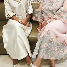pinned by muskazjahan i prefer not giving my name traditional fashion oriental fashion hijabi fashion