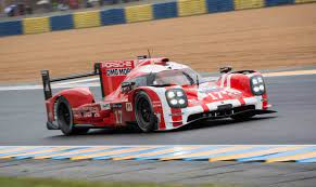 C'est avec émotion que l'automobile club de l'ouest a appris la disparition de johnny dumfries. 24 Heures Du Mans 2015 Journee Test Lmp1 Porsche Marque Le Rythme