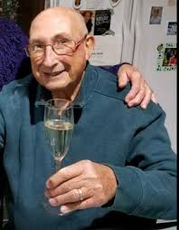 Milton Hoff Obituary