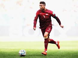 Who Are The 10 Best Soccer Players Of All Time Soccer Players Soccer Predictions Good Soccer Players
