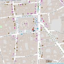 La situation de cette maison, permet d'accéder à toutes commodités à pied. Place Carmes Toulouse