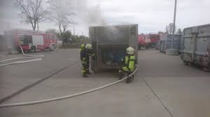 (udg) denke darüber nach, ihre flotte. Freiwillige Feuerwehr Prenzlau 02 05 2017 Containerbrand Auf Dem Gelande Der Udg