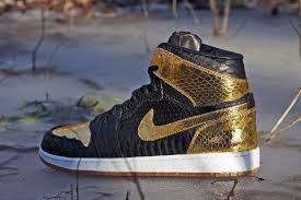 Air Jordan Retro 1 Black And Gold A œblack Golda Air Jordan 1 Retro Custom By Jbf Eu Kicks Sneaker Magazine Jordan Shoes Girls Air Jordans Classic Sneakers