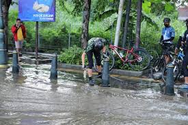 Halaman 1 dari 526 lowongan. Ganjar Cek Rumah Pompa Dan Banjir Di Kota Lama Semarang Lenteratoday Com