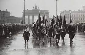 Doch schon 1921, am 29. Lemo Kapitel Ns Regime