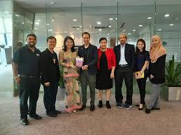 So, how much is yeo bee yin worth at the age of 37 years old? Interview Session With Yb Yeo The Iet Malaysia Network Facebook