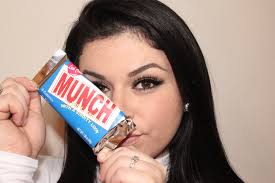 Paris Mills (@pariisymone)