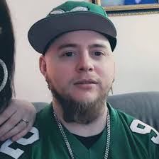 What is the difference between Ultimate and Club car wash packages?