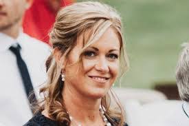 Marci Bennett's Instagram, Twitter & Facebook