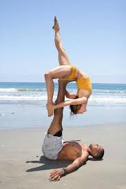 Inside Guys Minds What They Really Want In A Relationship Partner Yoga Couples Yoga Acro Yoga