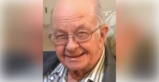 Shannon Priest's Instagram, Twitter & Facebook