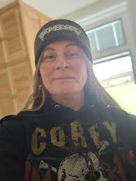 Seeing oodles and oodles of glamorous folk in our crowd