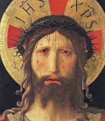 Il crocifisso non genera nessuna discriminazione. È il simbolo del dolore  umano. La corona di spine, i chiodi evocano le sue sofferenze. La croce che  pensiamo alta in cima al monte, è