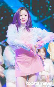 izone wonyoung violeta showcase outfit inspirations celebrities aurora sleeping beauty