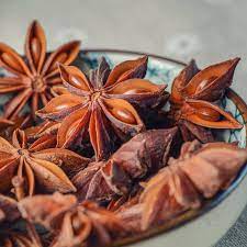 Zongzi (sticky rice dumplings) are traditionally eaten during the duanwu festival (doubler fifth festival) which falls on the fifth day of the fifth month of the chinese lunar calendar, and commonly known as the dragon boat festival in english. Bunga Lawang Translated In English