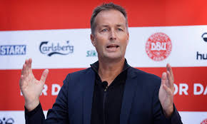 Kasper hjulmand is a danish football manager and a former player. Et Interessant Og Ikke Knivskarpt Portraet Af Danmarks Nye Landstraener Litteratur Anmeldelser Kultur