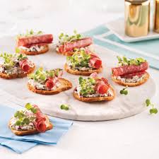 Canapes A La Rosette De Lyon Food High Tea Recipes