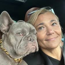 Jennifer Cerreta's Instagram, Twitter & Facebook