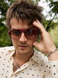 Featured in this beautiful photoshoot, our Aaron frame worn by our friend  Gabriel @gao.alberto, photographed by @pashakolonifa. Clothes by  @michaelandrewsbespoke #SelimaAaron