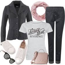 Parkway Drive Reverence Logo T Shirt Grau Emp Exklusiv Fur Damen Zum Nachshoppen Auf Stylaholic Outfits Styleinspiration Outfiti Mit Bildern Parkway Drive Drive