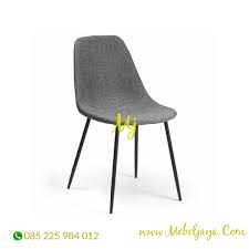 Masih saja kami memproduksi barang yang satu ini karena banyak peminatnya sehingga kami harus tetap membuatnya. Promo Kursi Makan Sofa 2 Jepara Mebel Jaya