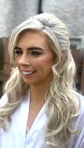 🌿Half up half down for beautiful Karen. , The best morning with Karen and  her lovely family. Bonus points for this one