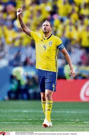 How many goals has andreas granqvist scored this season? Schwedens Neuer Anfuhrer Andreas Granqvist Ist Der Anti Zlatan Mopo De