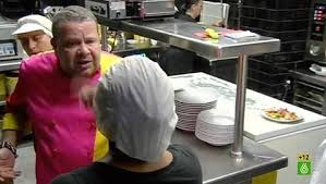 Como en cada temporada de 'pesadilla en la cocina', a chicote le crecen los enanos. La Sexta Emite El Pesadilla En La Cocina Denunciado Por Un Restaurante De Bilbao