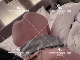 The most beautiful goddess on Twitter, the goddess with the best peach  butt, has sex in