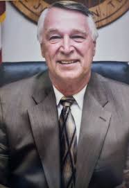 Brenda Gail and I are saddened to hear about the passing of Bob Sipple, a  true public servant and friend. Bob was a man of deep integrity, always  focused