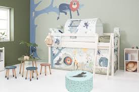 Vom kleinkind bis zum teenager haben sie die möglichkeit die bettgröße durch umbausätze zu ändern, um es nach den wunschvorstellungen und. Classic Halbhochbett Von Flexa Mit Textilem Zubehor Mobel Letz Ihr Online Shop
