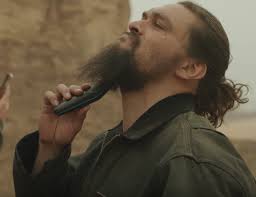 Jason Momoa Shaved Off His Signature Beard And The Internet Is Absolutely  Not Okay