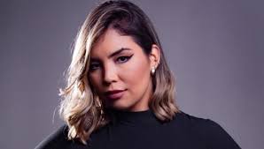 Check out fresh Live Set by DJ Sarah Anders