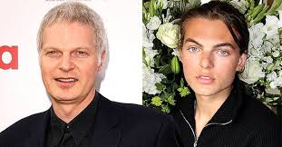 Damian hurley has paid tribute to his late father steve bing, who has tragically died. Elizabeth Hurley S Son Damian Poses Shirtless 1 Month After Dad Steve Bing S Tragic Death